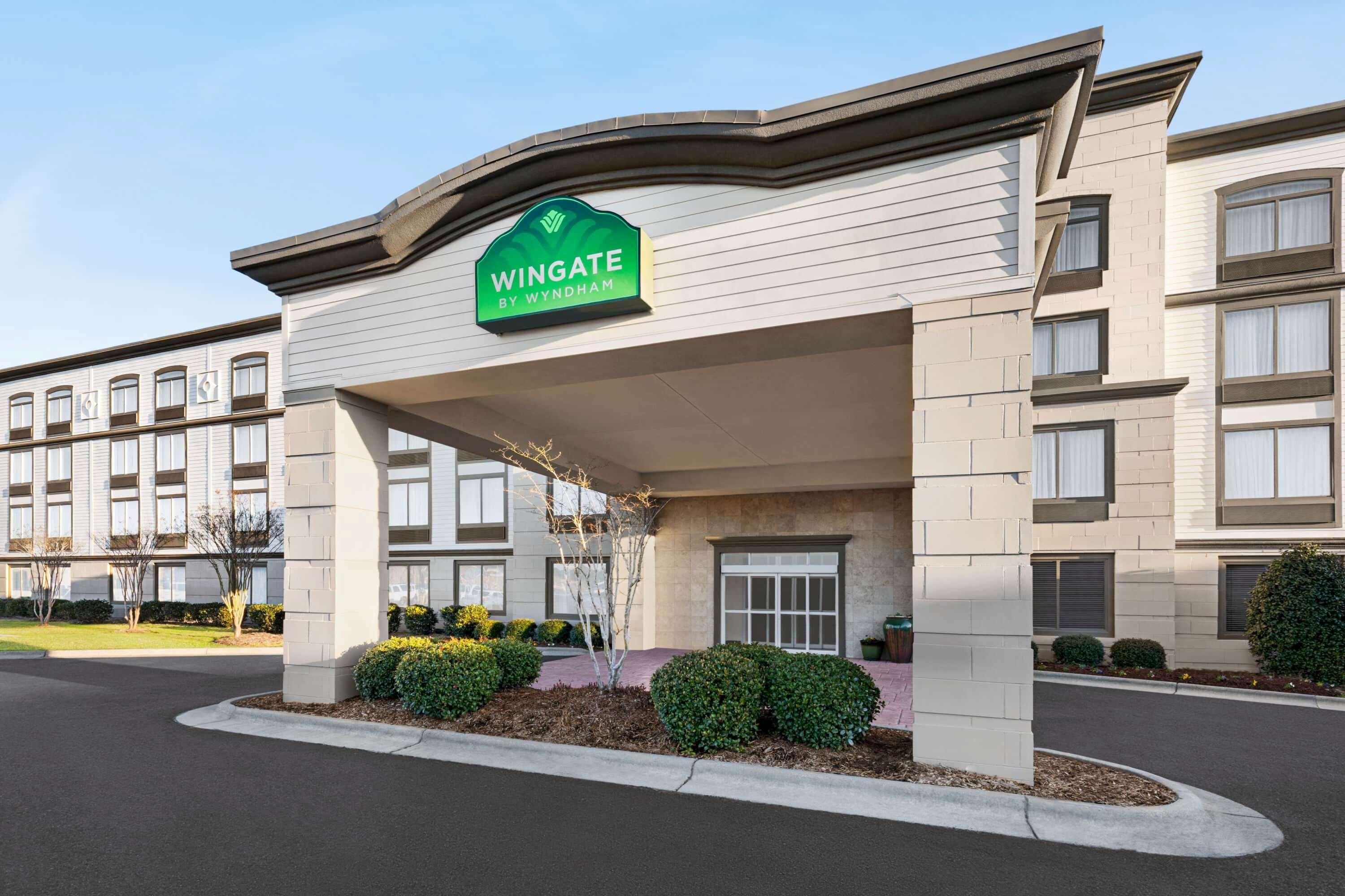 Hotel Wingate By Wyndham Southport Exterior foto